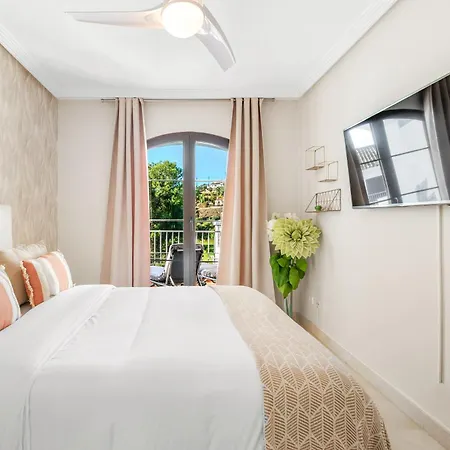 La Torre By Asola Apartment
