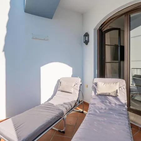 La Torre By Asola Apartment *