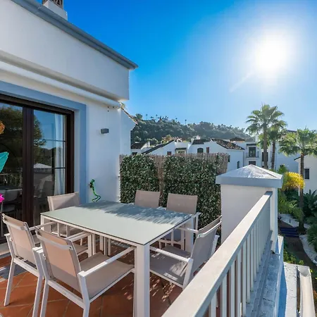 La Torre By Asola Apartment